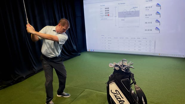 Vokey fitting app for indoor fitting